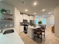 Modern Comfort in Buda – Family & Group Friendly