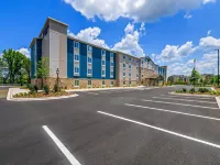 Woodspring Suites Charlotte - Arrowood Hotels near Arrowood