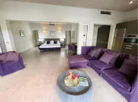 South Point Suite 303 beach front Hotel di Liberta