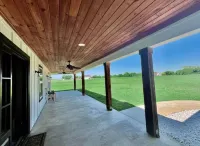 Charming 3-bedroom farmhouse with WiFi, AC in scenic Valley View