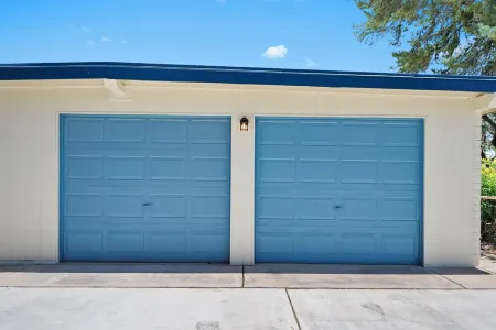 Spacious 5-bedroom house with AC and WiFi in charming Sierra Vista