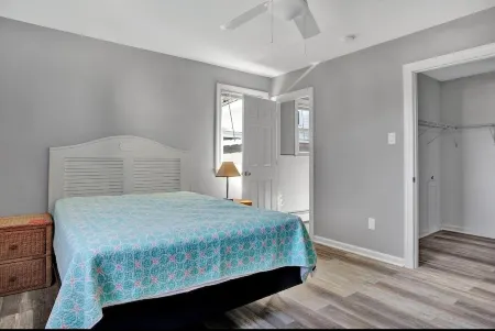 🏖 Beautiful Bay View Condo “Close To Beach” 🏖