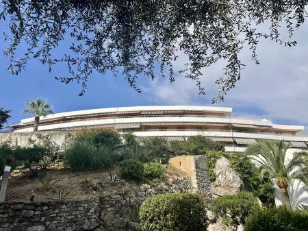 RocaMare Отели в г. Рокебрюн — Кап-Мартен