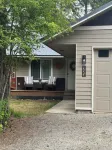 Cozy 2BR/2BA Coolin Getaway Steps Away From Priest Lake, Shops, Food, and Trails