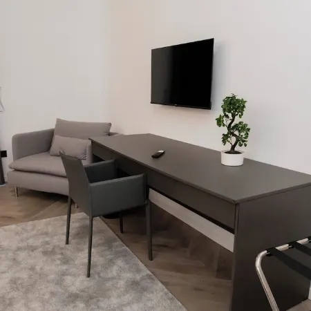 BARNEYS DESIGN APARTMENT