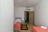 Apartment Luxury Di Hotels in Donji Seget