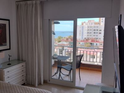 Beach Front Apt with Sea Views