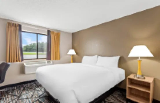Quality Inn & Suites Howe - Sturgis