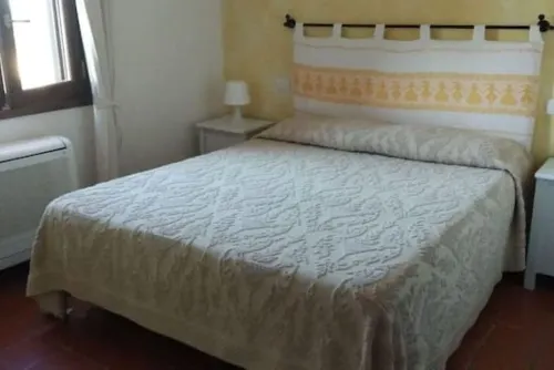 Four-room apartment with breathtaking views Hotel a Marinella