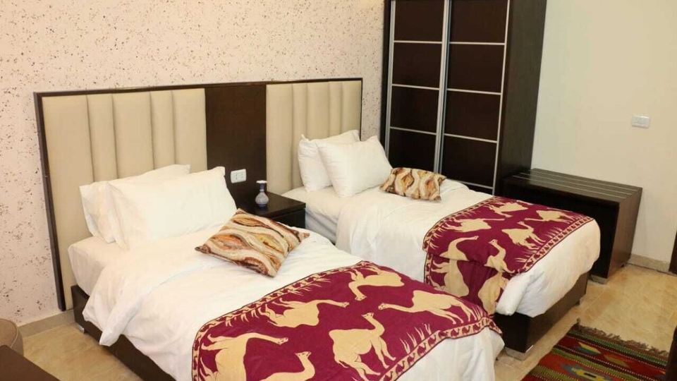 Happy Family Apartment