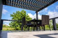 Tropical Bliss at Xoop Homes Zinnias– Your Caribbean Getaway in Antigua! Hotels in Osbourn