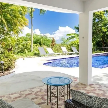 LAS TERRAZASWonderful 6-bedroom villa with gorgeous pool in tropical Vieques