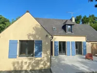 Family home in Trébeurden close to beaches and hiking trails.