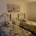 APARTAMENTO FAMILIAR Hotels near Castillo de Santa Barbara