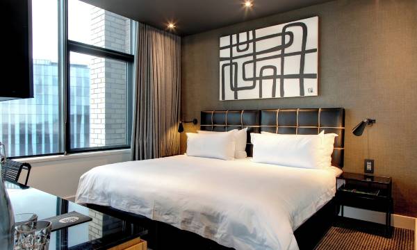 Century City Hotel Urban Square