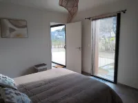 400m from the beach, new house for relaxation Hotels in Portbail