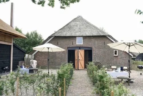 1 bedroom agritourism property in oosterwolde Hotels in Oosterwolde