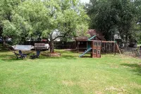 RanchWater Lodge In Granbury Texas - 2-Star