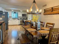 Charming 3-bedroom Desert Farmhouse in Historic Litchfield Park