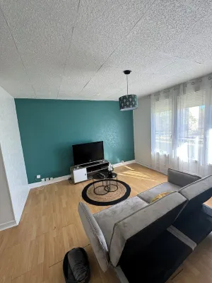 Newly renovated apartment, small D'offert