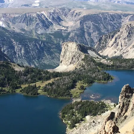 A Wilderness Retreat — Your Gateway to Yellowstone