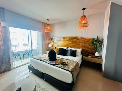 Mantra Hotel Boutique Hotels near San Isidro Distribuciones SAS