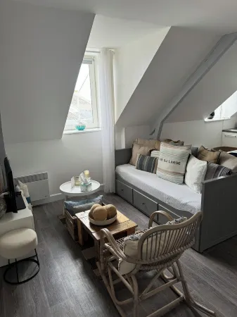 Nouveau sur Abritel!! Location "bord De Mer" L'appartement à Loctudy Отели в г. Локтюди