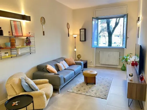 Como city apartment Giulio Cesare- Private parking