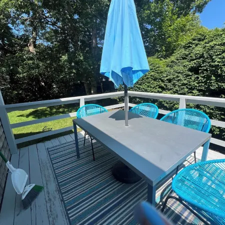 Charming 2-bedroom cottage with AC, WiFi in serene Barnstable