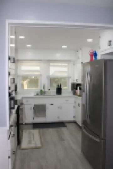 Spacious, Fully Remodel 4-bedroom house 2.5 bathroom in charming Carthage