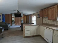 Gateway to keystone lake, Jellystone park , new mannford ramp& the harbor . 맨포드 호텔