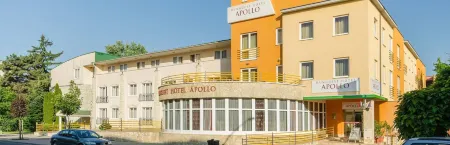 Hunguest Hotel Apollo Отели в г. Хайдусобослоский яраш