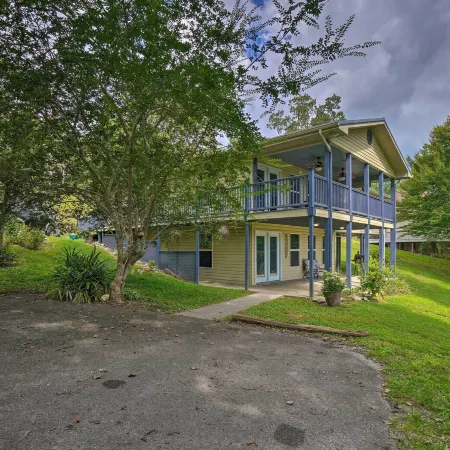 Caryville Home w/ Dock, Steps to Norris Lake!