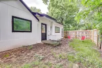 Springdale Vacation Rental ~ 9 Mi to Fayetteville!