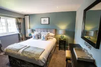 CBH Hogarths Hotel Solihull