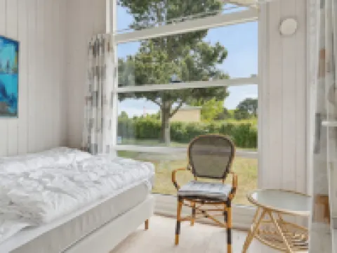 "Hjalmine" - 225m from the sea