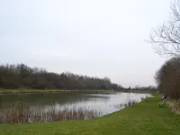 "Thrine" - 24km from the Sea