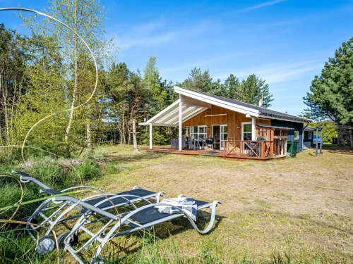 "Akseli" - 800m from the Sea - parking