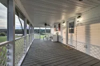 Waterfront Dunlap Cottage: Large Yard + Views