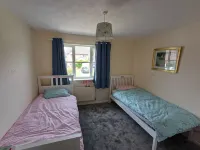 3 Bed House - Sleeps 5 - Pets - Parking Hotels in Uttoxeter