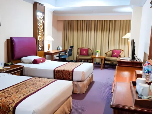 Abadi Hotel Convention Center Hotel di Pasar Jambi