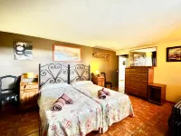 Farmhouse Apartment with Pool Hoteles en Galapagar