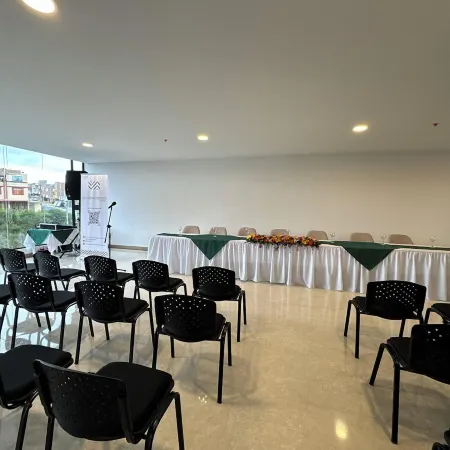 Entrenevados Hotel