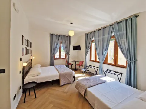 卡多拉船長的房間