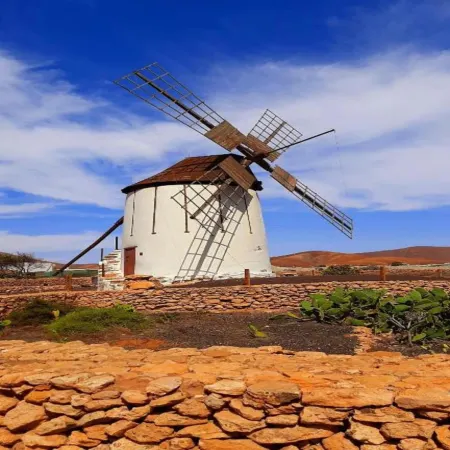 Spacious Holiday Home in La Oliva