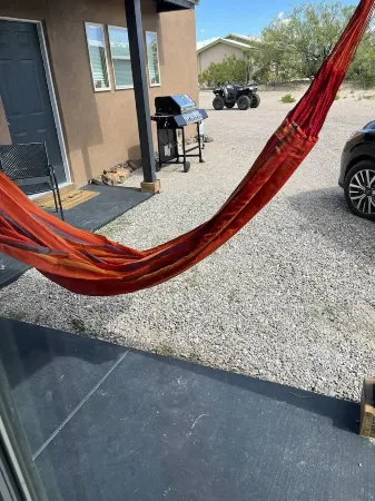 Home less than 5 minutes to the Beach at Elephant Butte!