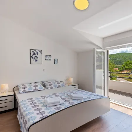 Modern Private Villa Bonaventura with Pool & Jacuzzi & BBQ for Families & Groups Near Split