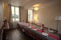 Ichibam 15 pers, swimming pool, jacuzzi (optional) Hotels in Aisne