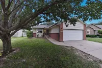 Relaxing Getaway with Outdoor Patio, Fire Pit, and Pool Table Hotels in Sedgwick County