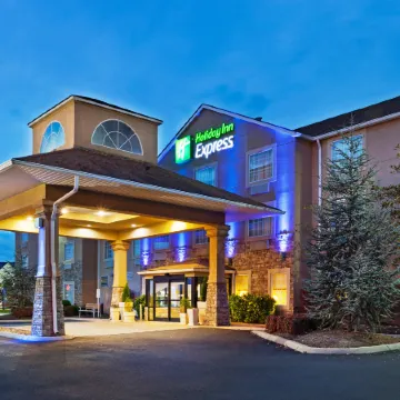 Holiday Inn Express & Suites ALCOA (KNOXVILLE AIRPORT) by IHG